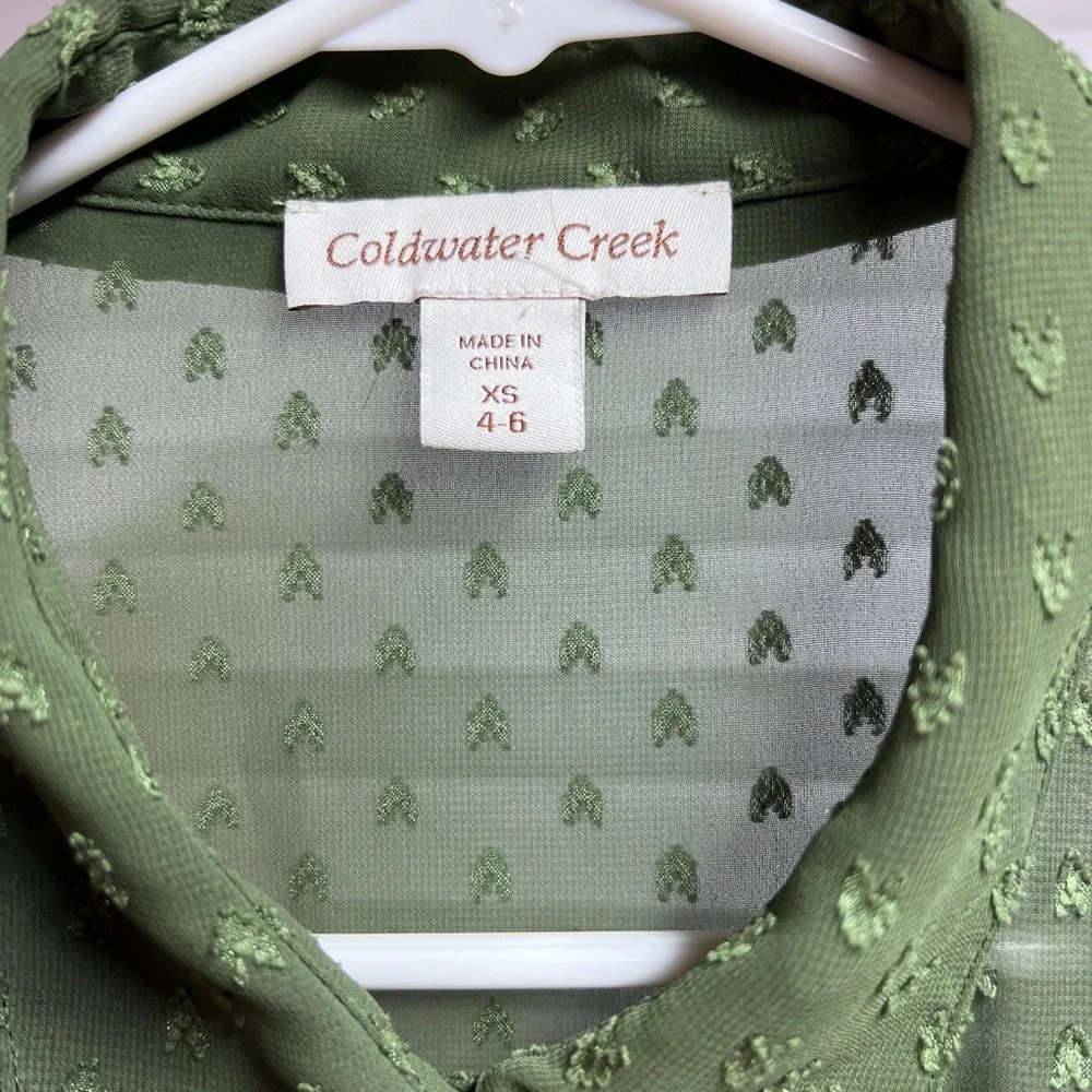 Coldwater Creek Olive Button Down Shirt - Picture 2 of 3